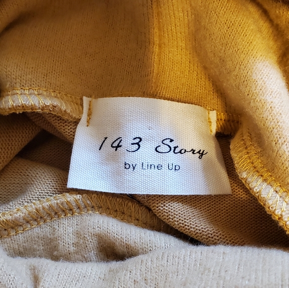 143 STORY | Women's color-block cowl-neck sweater. - Picture 4 of 5